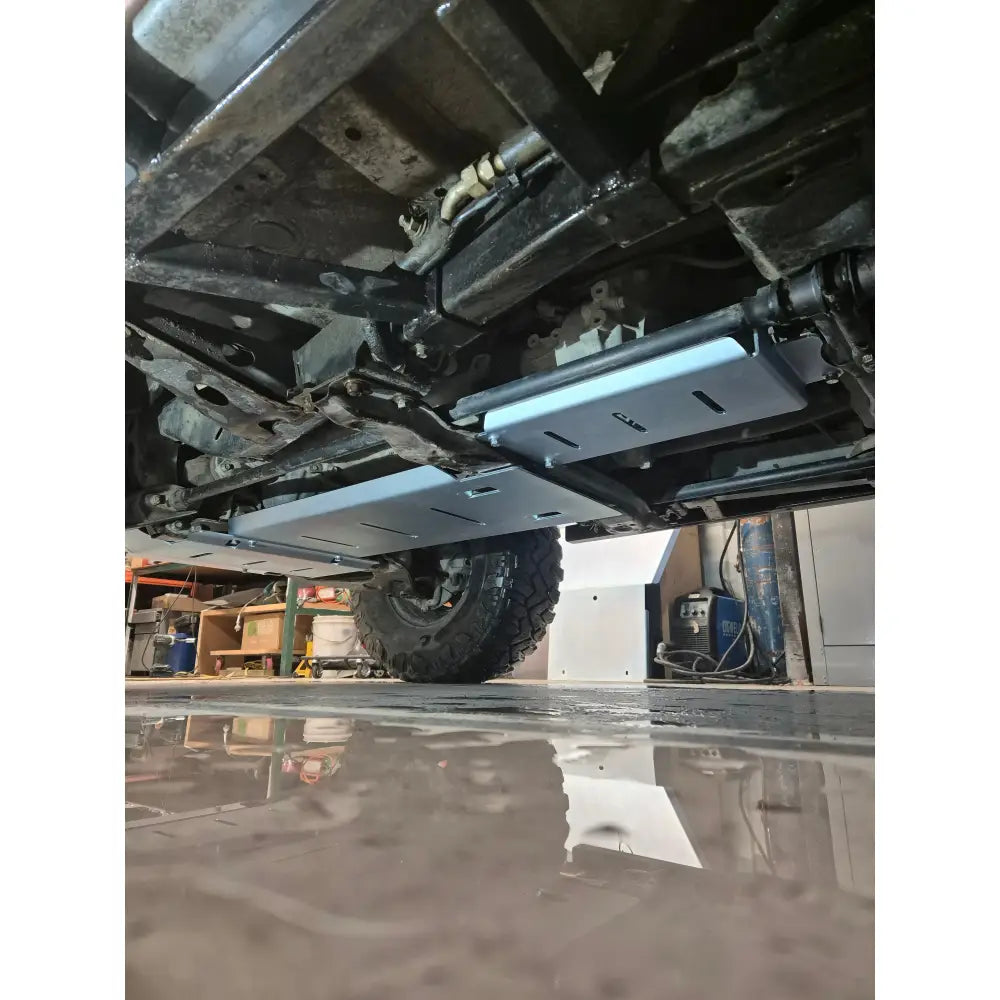 Mitsubishi Pajero Gen 2 Bash Plates