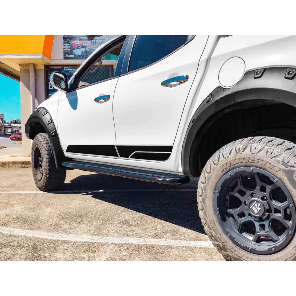 Rockarmor Steel Rockslider Side Steps - Mitsubishii Triton ML/MN 2006 - 2015