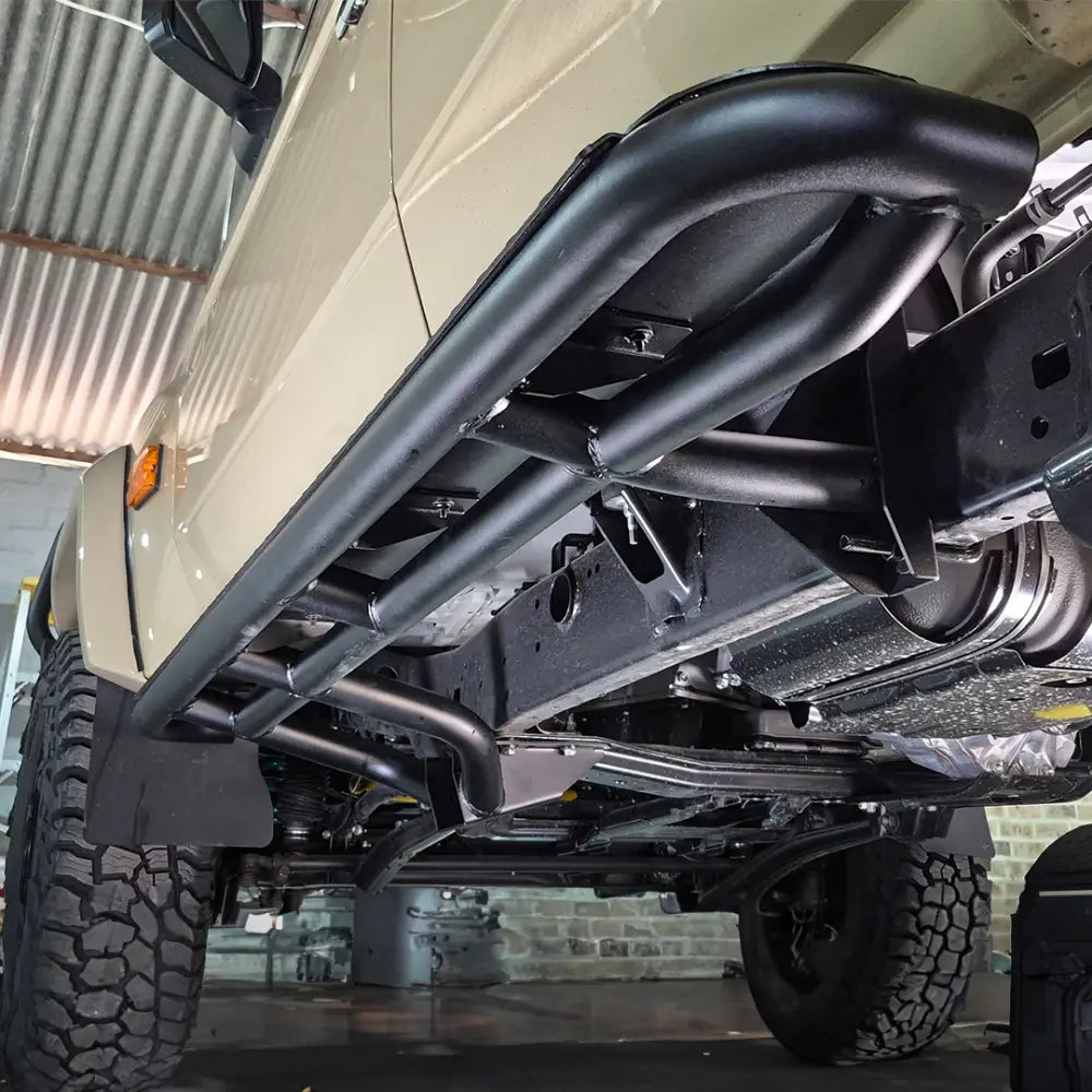 Rockarmor Steel Rockslider Side Steps - Toyota Landcruiser 78 Series V8 Troop Carrier 2007+
