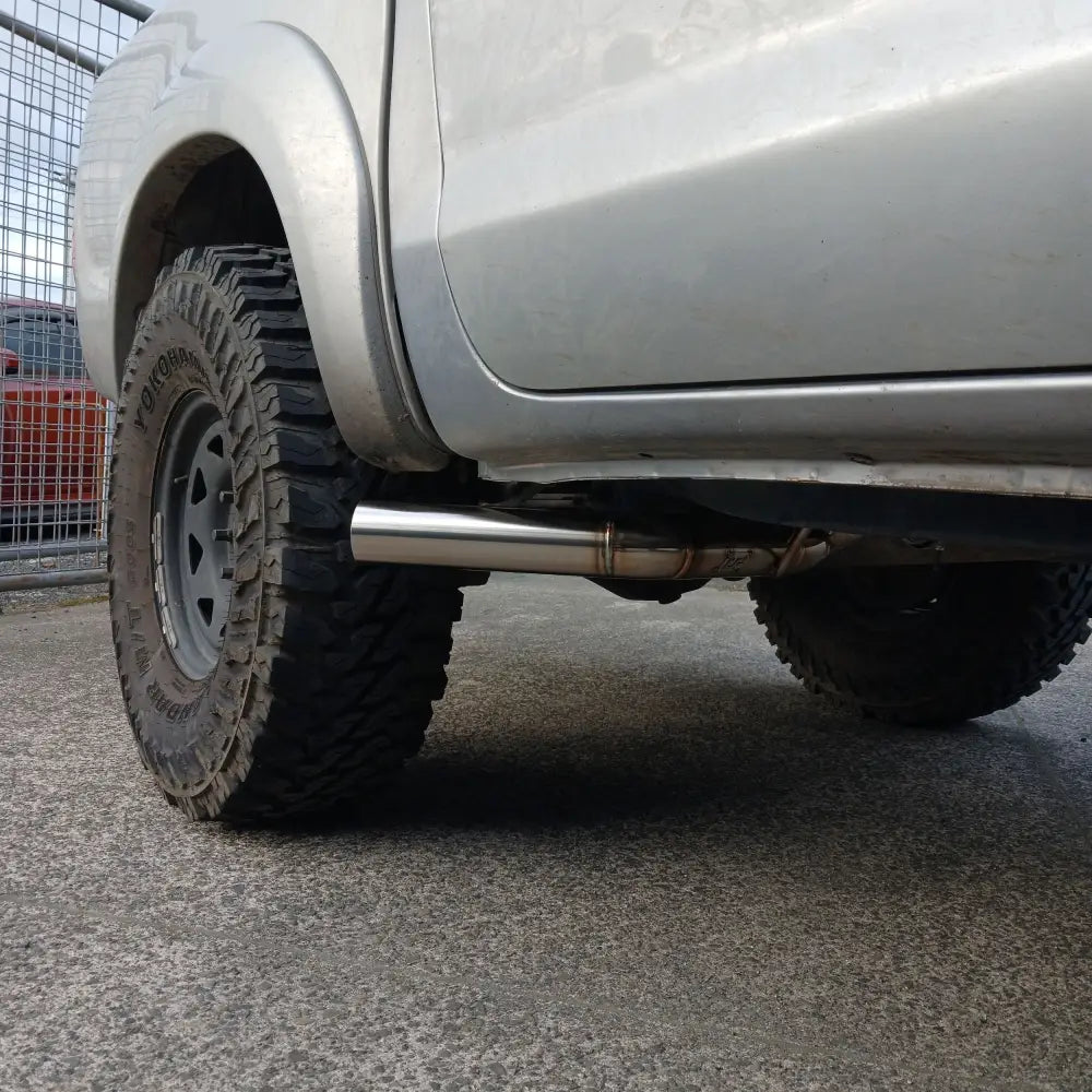 Toyota Hilux N70 3’’ Rear Facing Side Exit