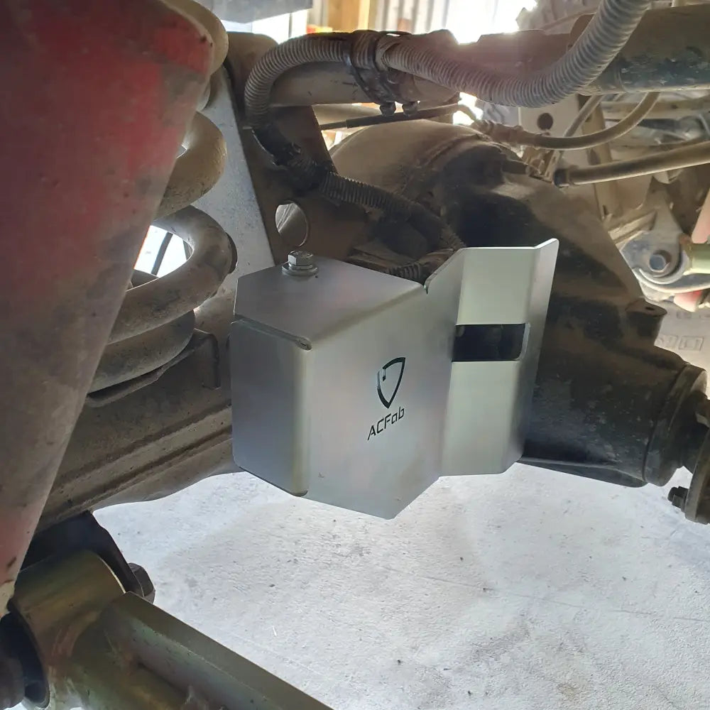 Toyota Landcruiser 76/78/79 and 80 series Rear Diff Locker Guard - Bash plate