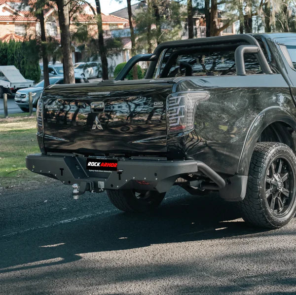 ROCKARMOR ELITE STEEL REAR STEP / TOW BAR TO SUIT MITSUBISHI TRITON MQ 2015 - 2018