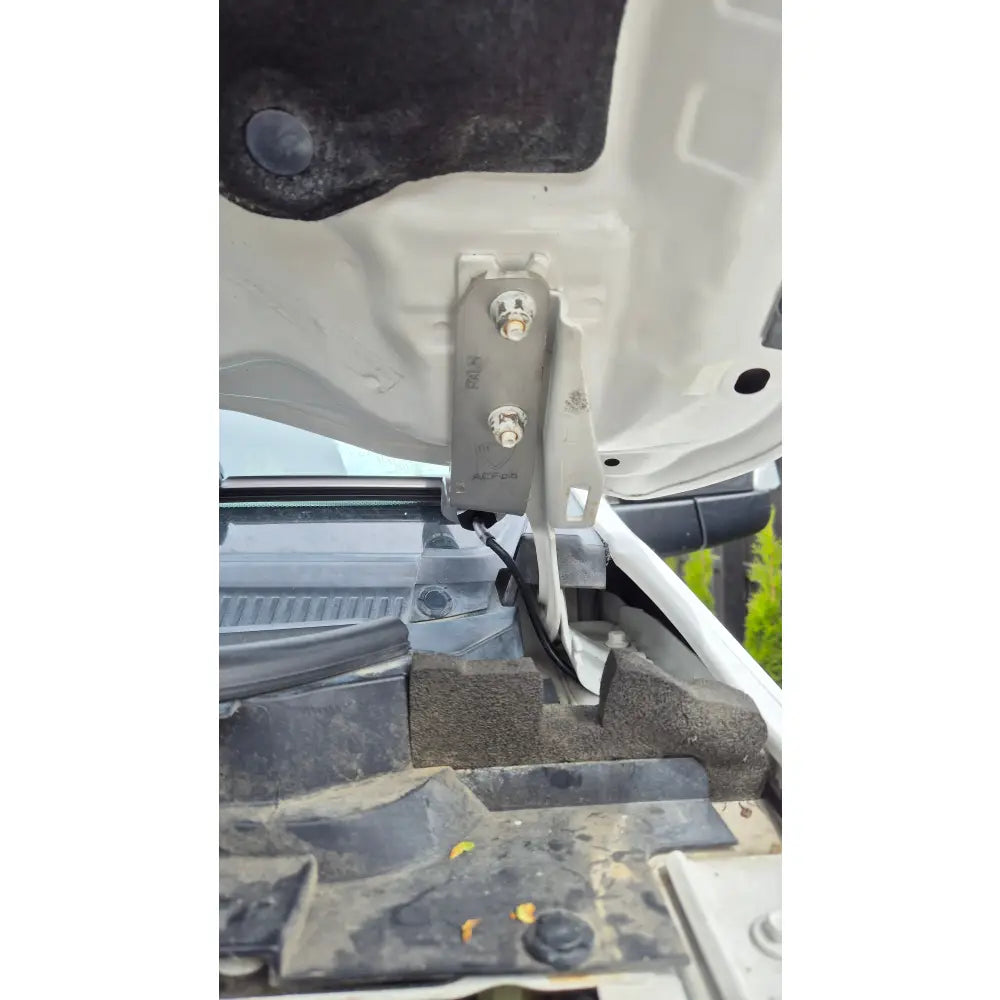 Ford Ranger PX 2012-2022 UHF Antenna Mount - Uhf bracket