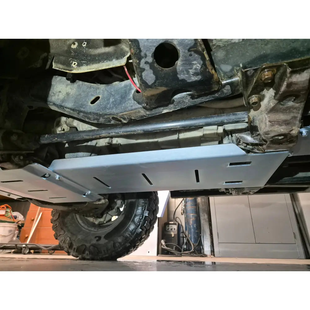 Mitsubishi Pajero Gen 2 Bash Plates