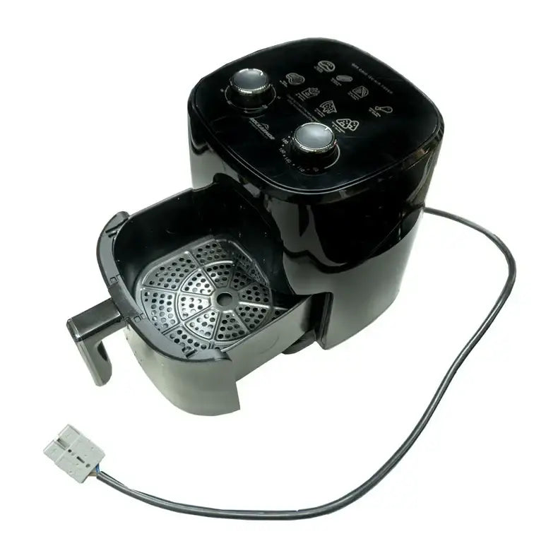 Black rockarmor 12-volt 4l air fryer with removable basket for perfectly cooked meals and convenient camp cooking