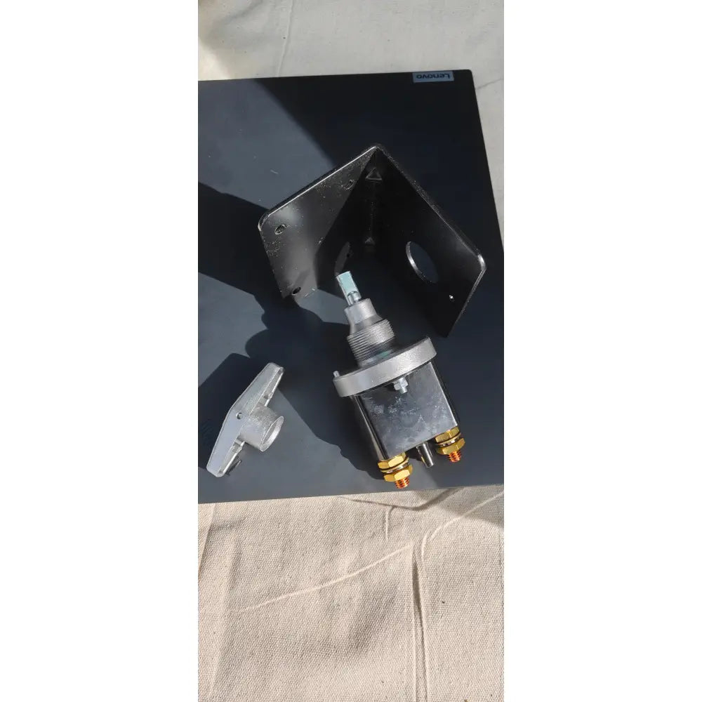 Rockarmor Premium Isolator Switch