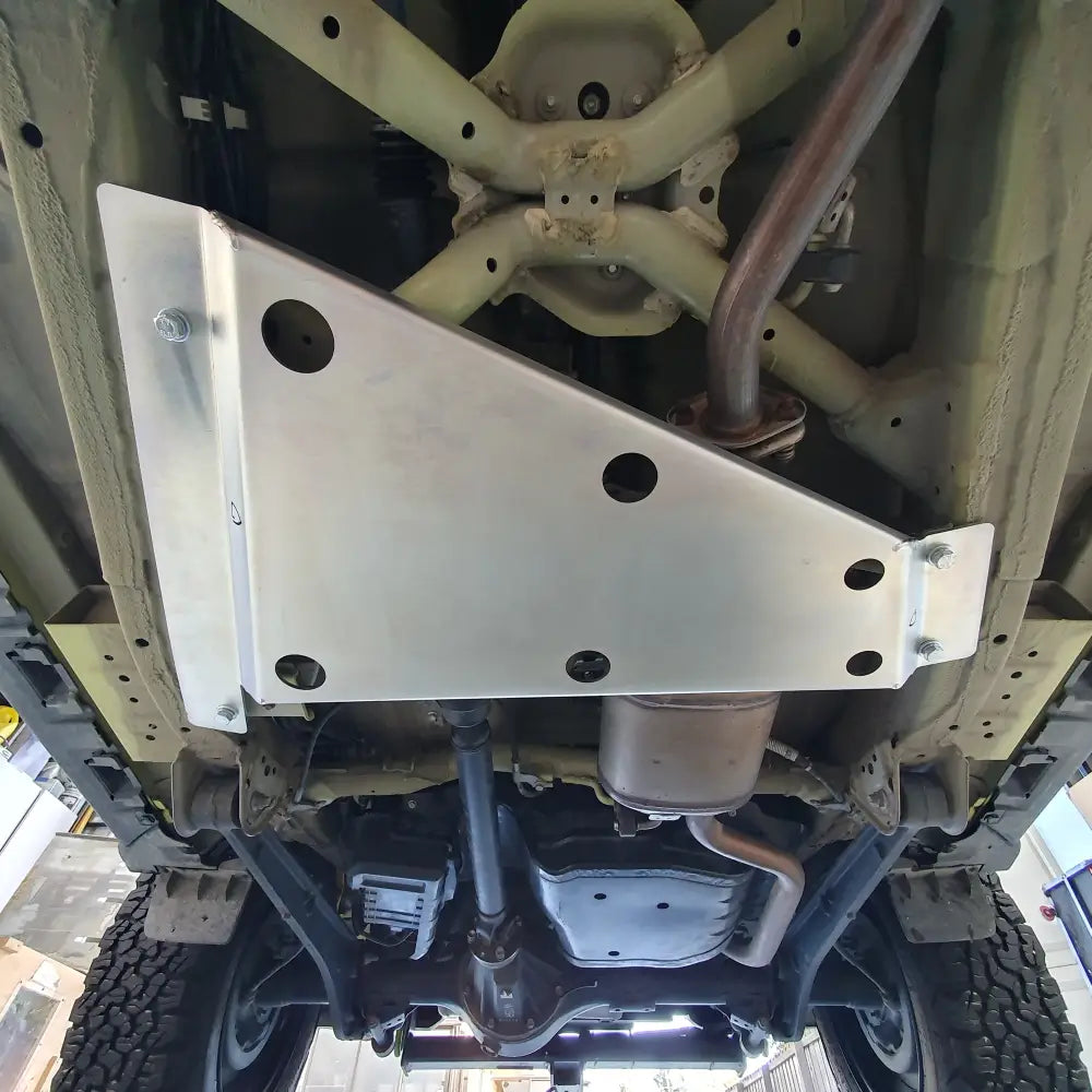 Suzuki Jimny 2018+ Transfer case bash plate - Bash plate