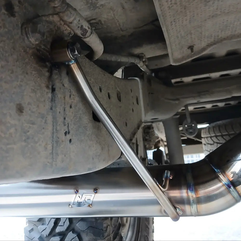 Toyota Hilux N70 4’’ Dumpy Side Exit