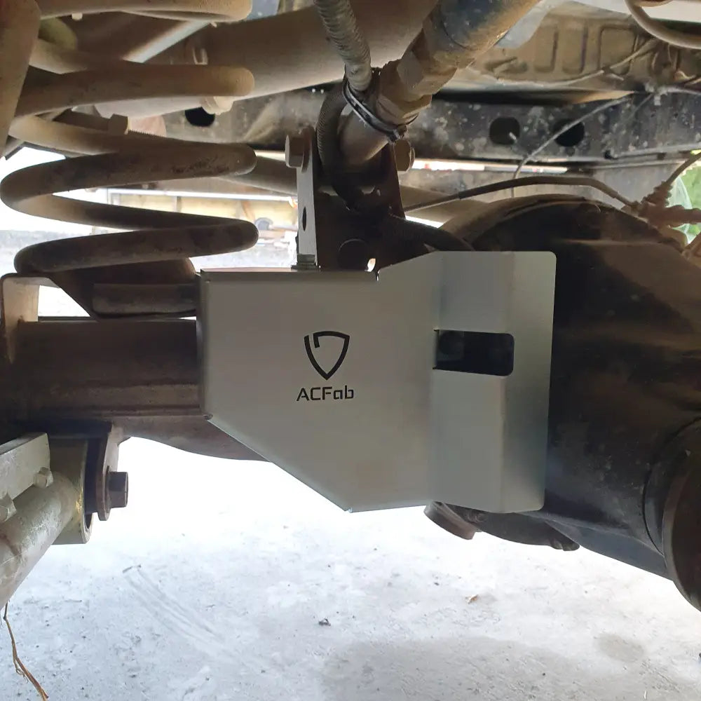 Toyota Landcruiser 76/78/79 and 80 series Rear Diff Locker Guard - Bash plate