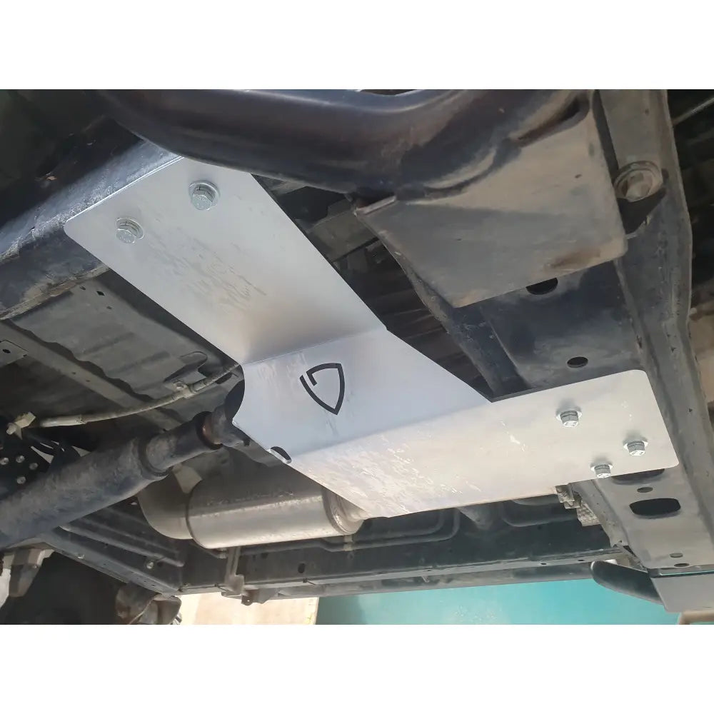 Toyota Landcruiser Transfer case guard VDJ 76/78/79 series - Bash Plate